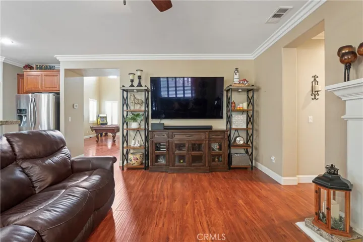 561 Canterbury Circle, Vacaville, California 95687