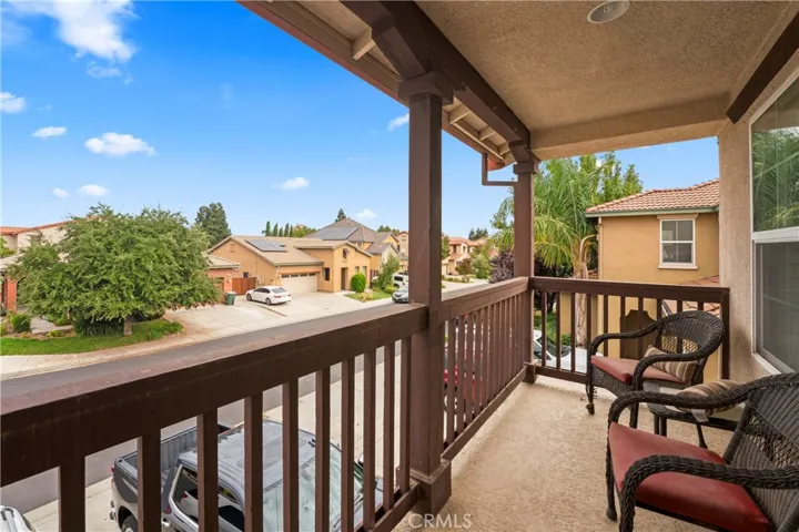 561 Canterbury Circle, Vacaville, California 95687