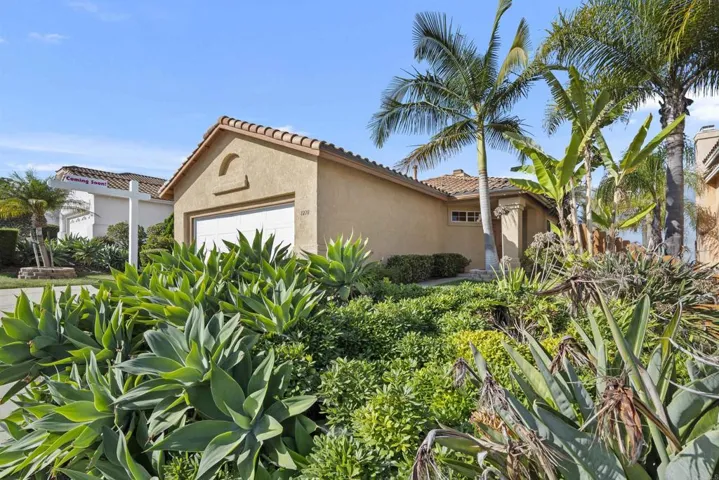 1270 Via Angelica, Vista, California 92081