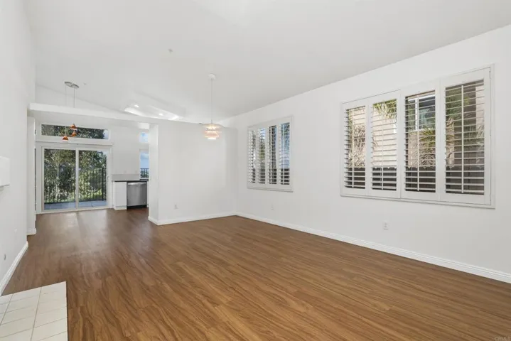 1270 Via Angelica, Vista, California 92081