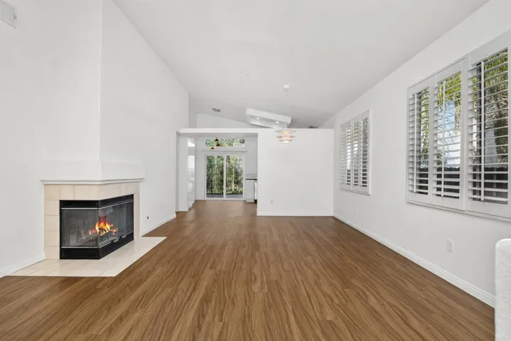 1270 Via Angelica, Vista, California 92081