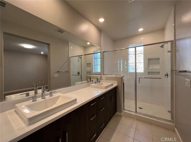 240 Harringay, Irvine, California 92618