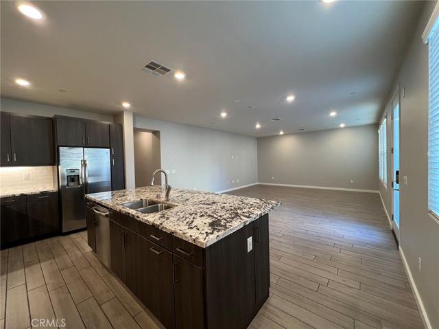 240 Harringay, Irvine, California 92618