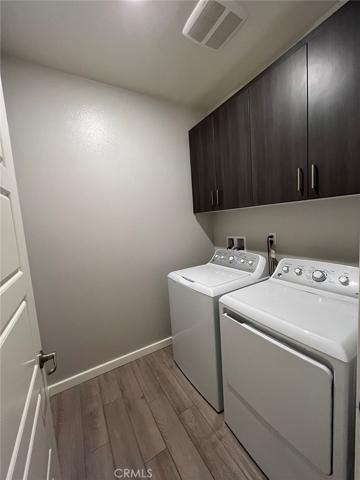240 Harringay, Irvine, California 92618