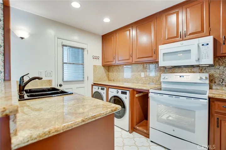 659 S Indian Hill Boulevard C, Claremont, California 91711