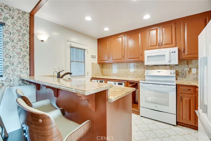 659 S Indian Hill Boulevard C, Claremont, California 91711