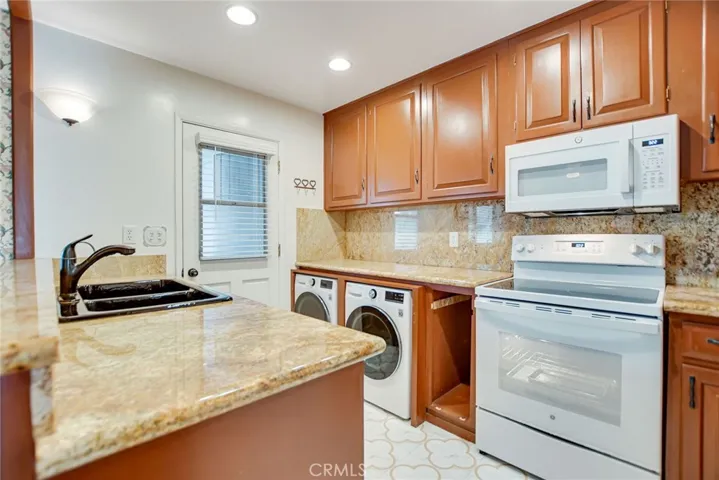 659 S Indian Hill Boulevard C, Claremont, California 91711