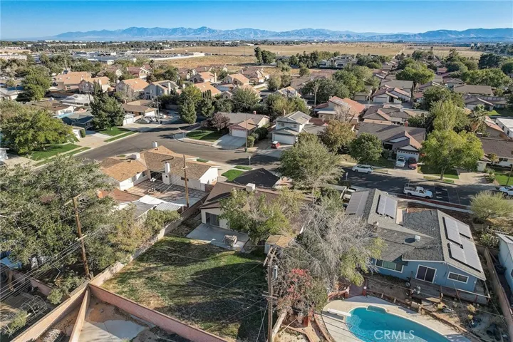 513 W Avenue J11, Lancaster, California 93534