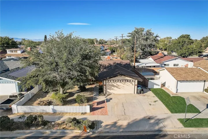 513 W Avenue J11, Lancaster, California 93534
