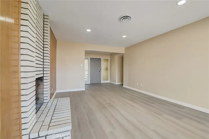 513 W Avenue J11, Lancaster, California 93534