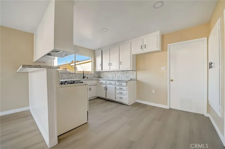 513 W Avenue J11, Lancaster, California 93534