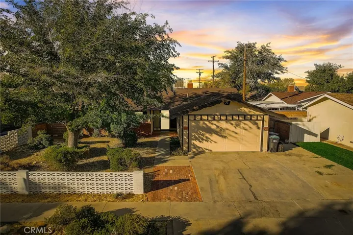 513 W Avenue J11, Lancaster, California 93534