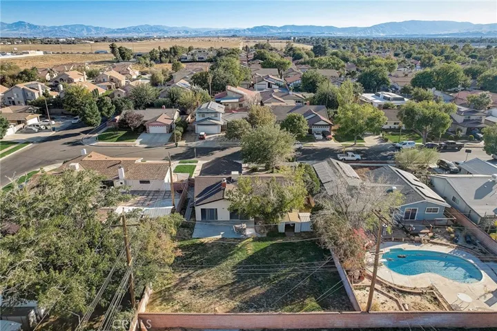 513 W Avenue J11, Lancaster, California 93534