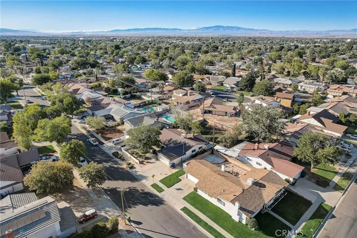513 W Avenue J11, Lancaster, California 93534