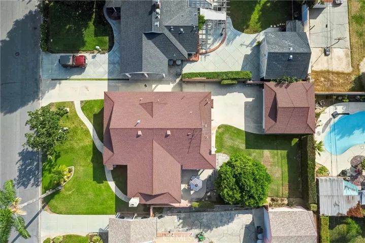 BEAUTIFUL OVER 8000 SF LOT