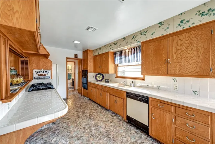 763 S Aldenville Avenue, Covina, California 91723