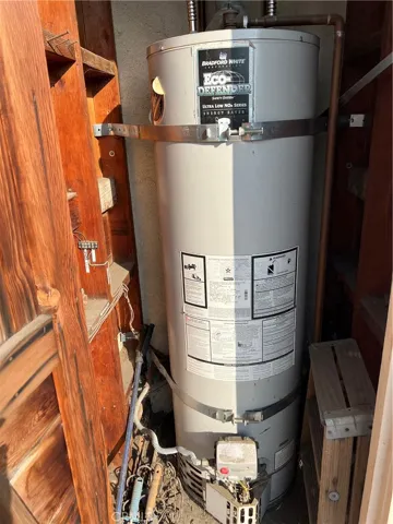WATER HEATER