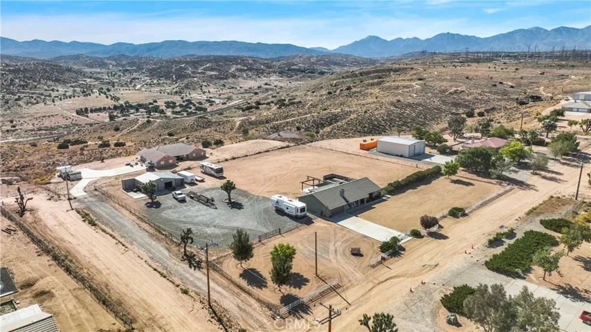 14389 Musgrave Road, Oak Hills, California 92344