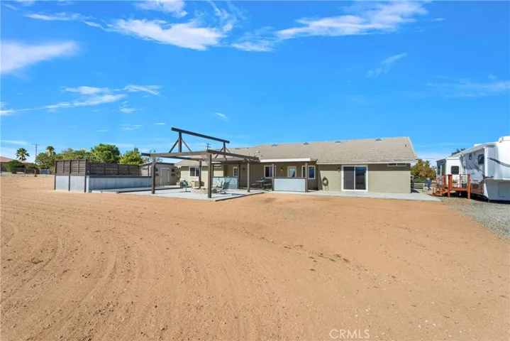 14389 Musgrave Road, Oak Hills, California 92344