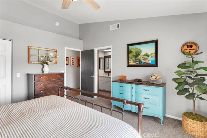 14389 Musgrave Road, Oak Hills, California 92344