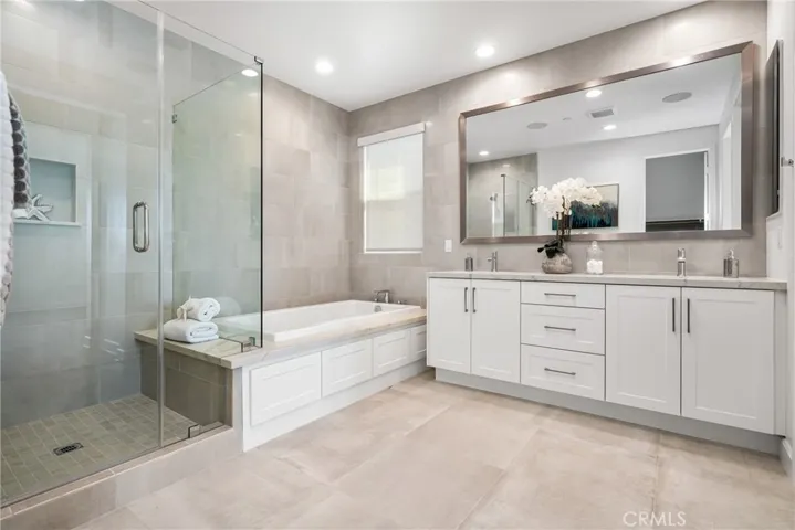 1229 E Providence Loop, Placentia, California 92870