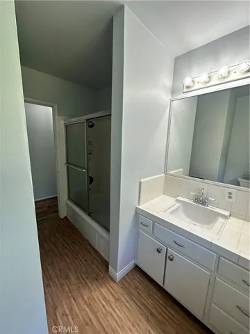 2nd Bathroom (First Unit)