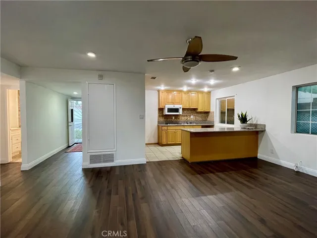 10681 Beacon Avenue, Garden Grove, California 92843