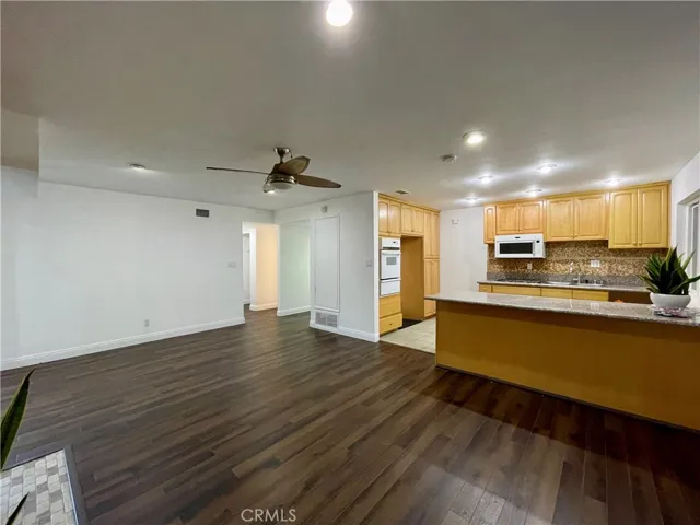 10681 Beacon Avenue, Garden Grove, California 92843