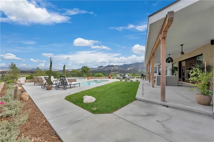 16129 Sky Ranch Road, Canyon Country, California 91387