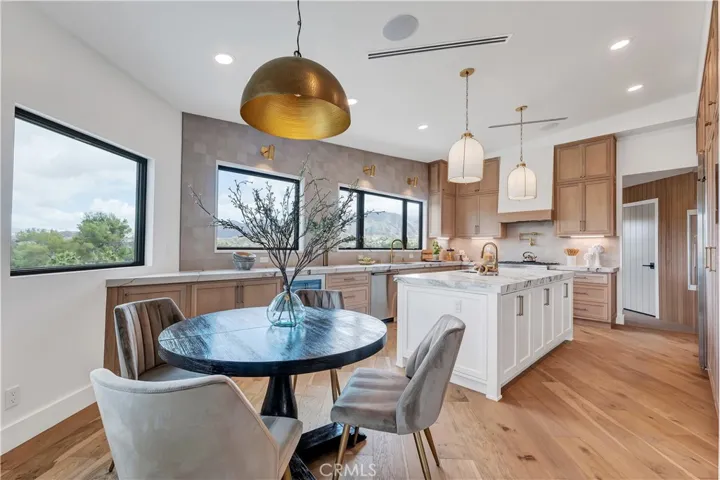 16129 Sky Ranch Road, Canyon Country, California 91387