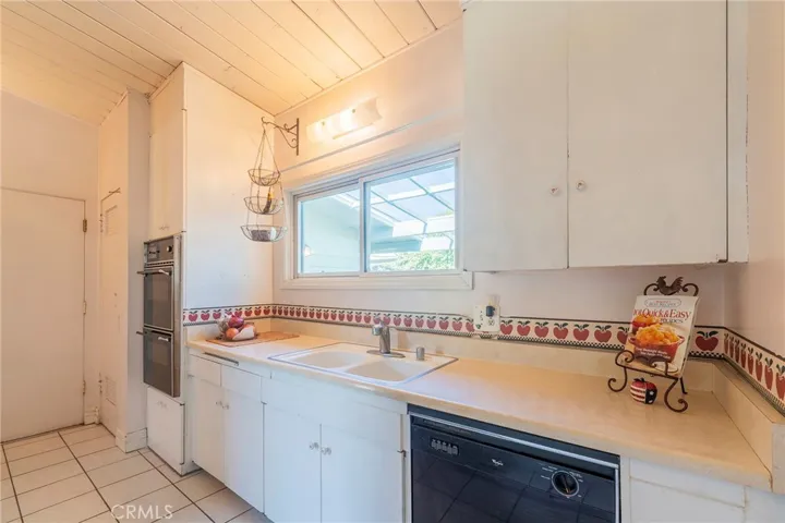 Large kitchen window to the patio