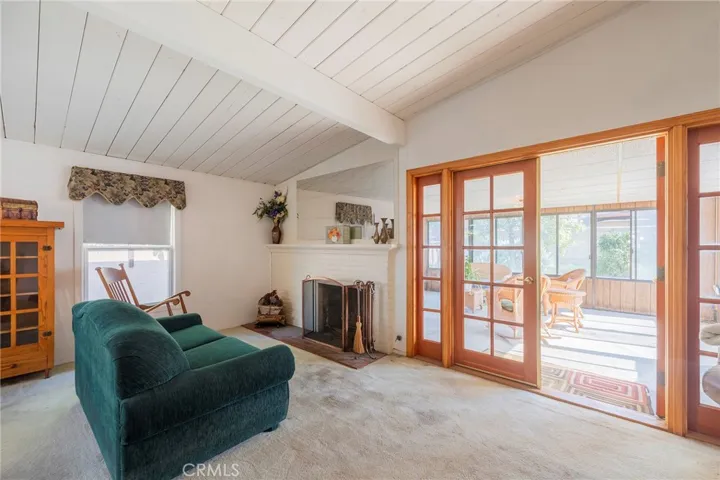 French door to patio