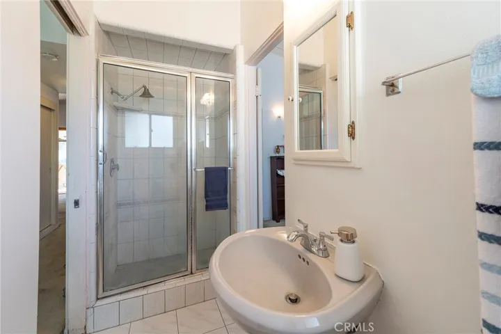 Bath attached to primary bedroom