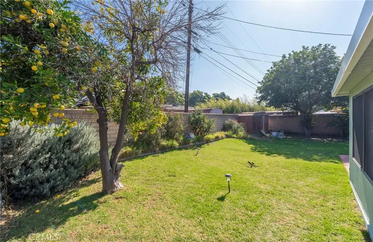 1000 N Acacia Avenue, Fullerton, California 92831