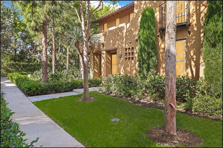 39 Stepping Stone, Irvine, California 92603