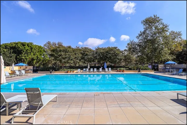 39 Stepping Stone, Irvine, California 92603