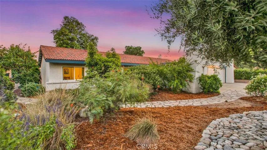 310 Armstrong Drive, Claremont, California 91711