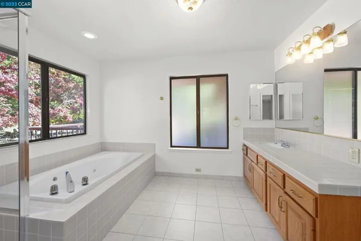 1020 Briones Rd, Martinez, California 94553