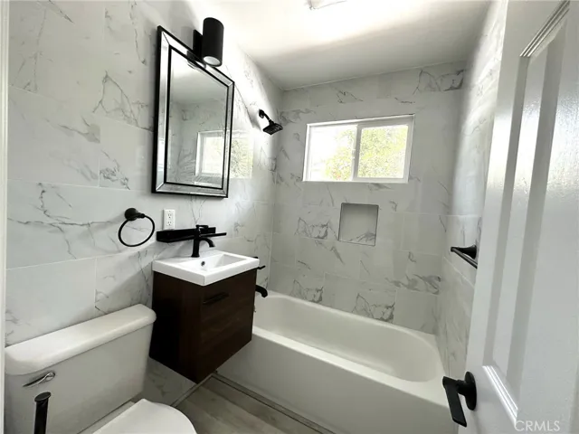 15437 Temple Avenue, La Puente, California 91744