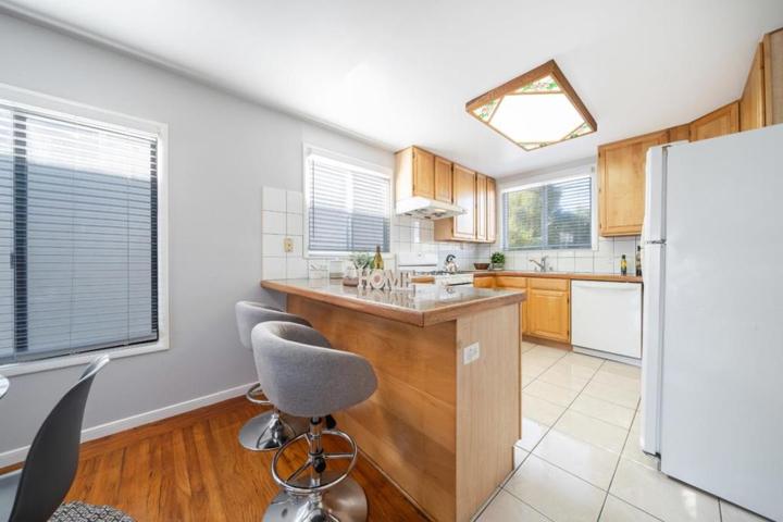 60 Park Manor Drive, Daly City, California 94015