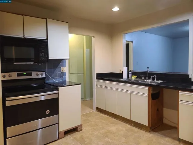 6178 Bernhard Ave, Richmond, California 94805