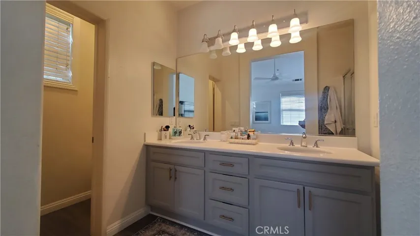 184 Sellas S Road, Ladera Ranch, California 92694