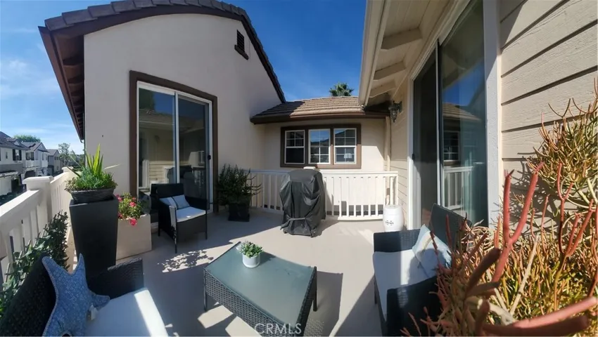 184 Sellas S Road, Ladera Ranch, California 92694