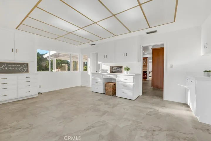 10201 Wystone Avenue, Northridge, California 91324