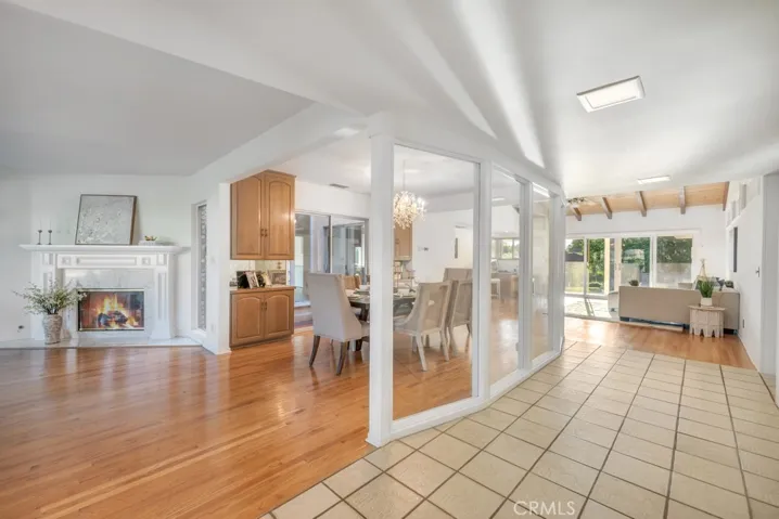 10201 Wystone Avenue, Northridge, California 91324