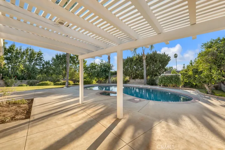 10201 Wystone Avenue, Northridge, California 91324