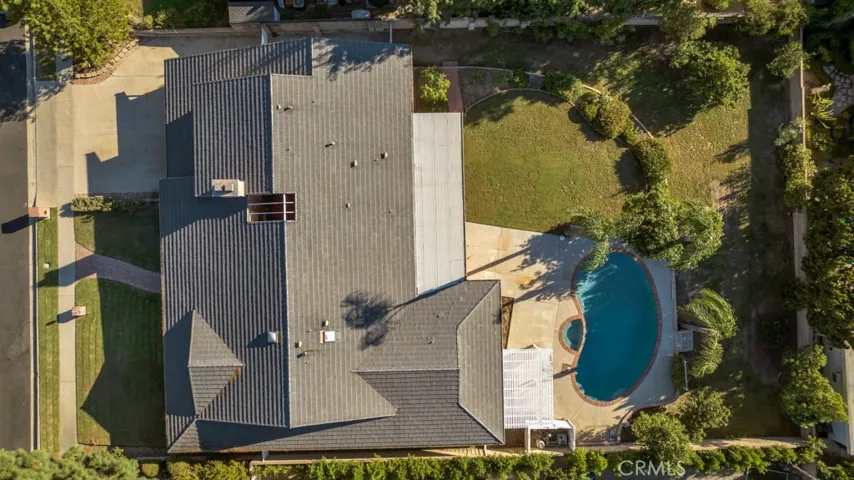 10201 Wystone Avenue, Northridge, California 91324