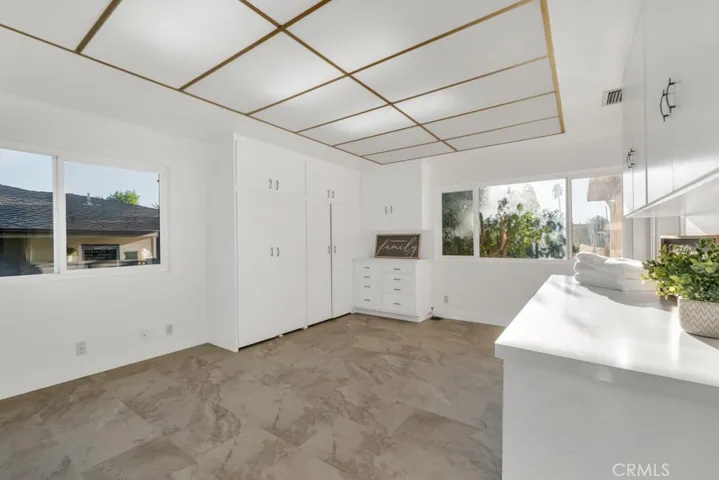 10201 Wystone Avenue, Northridge, California 91324