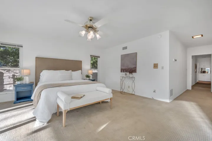 10201 Wystone Avenue, Northridge, California 91324