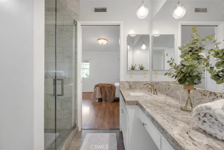 10201 Wystone Avenue, Northridge, California 91324